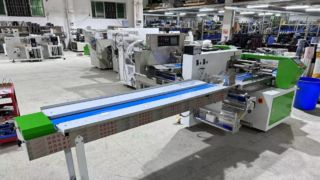 Machine Flow Pack pour galettes et brochettes de riz